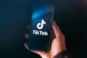 Novo desafio do TikTok já matou quatro pessoas nos EUA; saiba mais