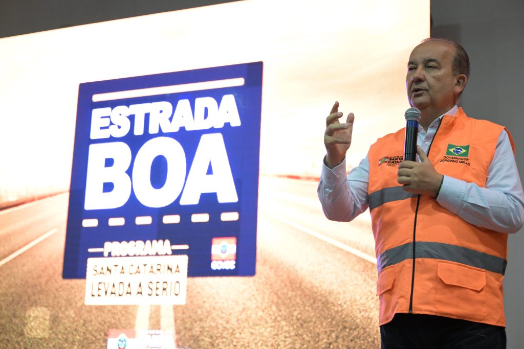 Governo do Estado lanca o Estrada Boa para recuperar mais de 1.500 km de rodovias estaduais