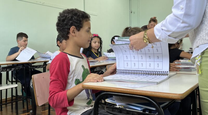 Joacaba e o quarto municipio do Brasil a adotar Metodo IntraAct na Rede Municipal de Ensino