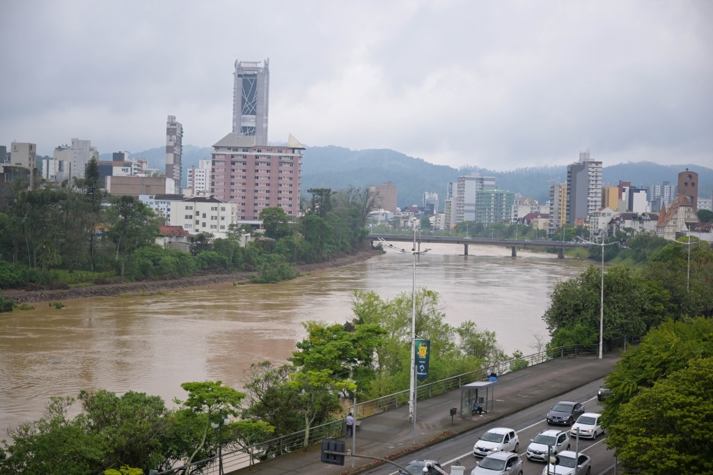 Santa Catarina tem 168 abrigos abertos em 67 cidades