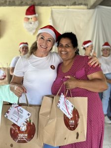 cdl-mulher-joacaba-acao-de-natal-vila-cachoeirinha-entrega-de-cestas (32)
