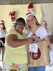 cdl-mulher-joacaba-acao-de-natal-vila-cachoeirinha-entrega-de-cestas (36)