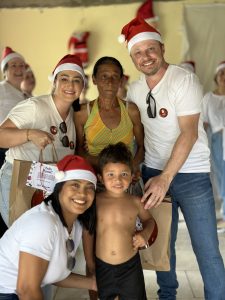 cdl-mulher-joacaba-acao-de-natal-vila-cachoeirinha-entrega-de-cestas (43)