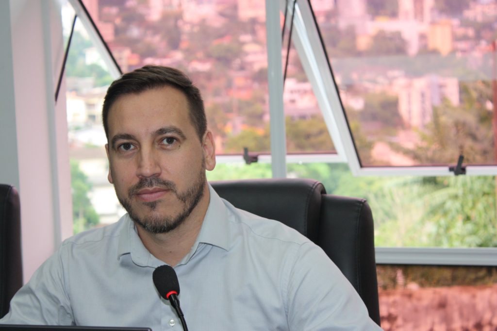 df00bd18 b966 42b5 a16b 285bfee6e2ca