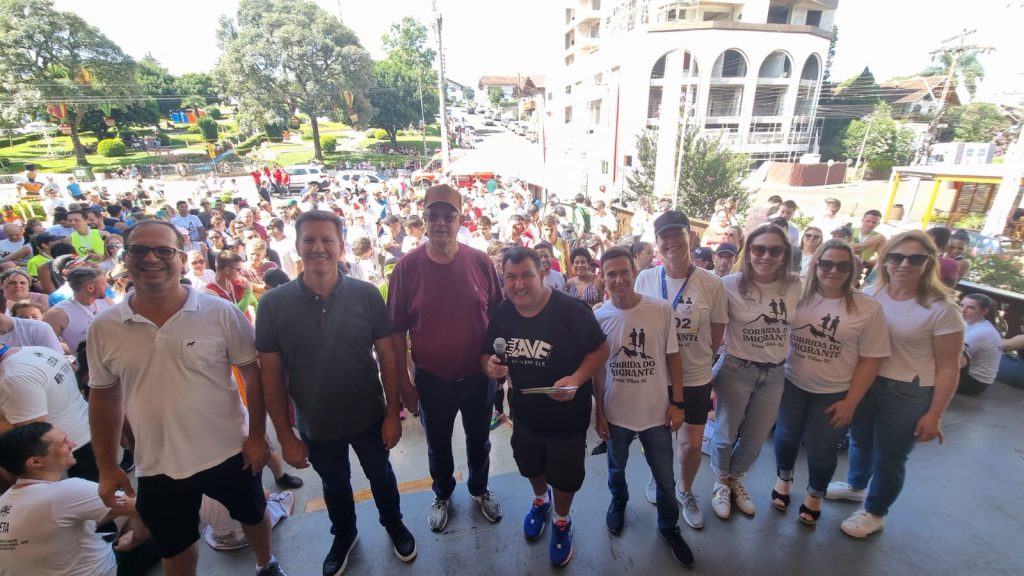 28d37e01 2f5e 4f78 bc40 6bb45d1b671c