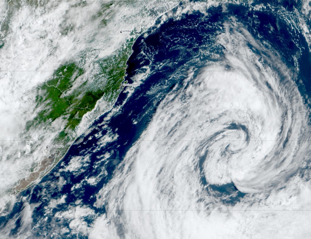 tempestade Akara