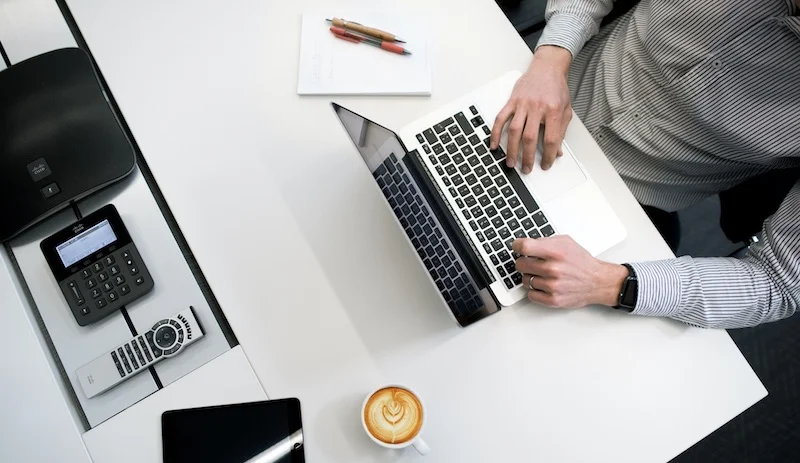 tyler franta iusJ25iYu1c unsplash