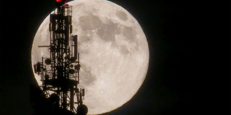 superlua nice frana 1920x1080 1