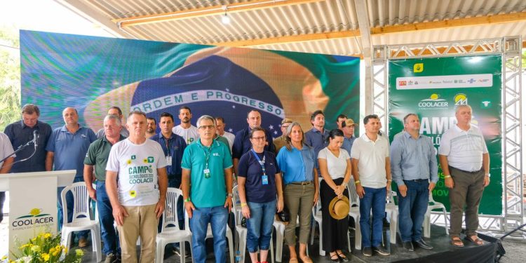 Primeiro dia do Campo Tecnológico Coolacer é marcado por grande presença de público 1 coolcar