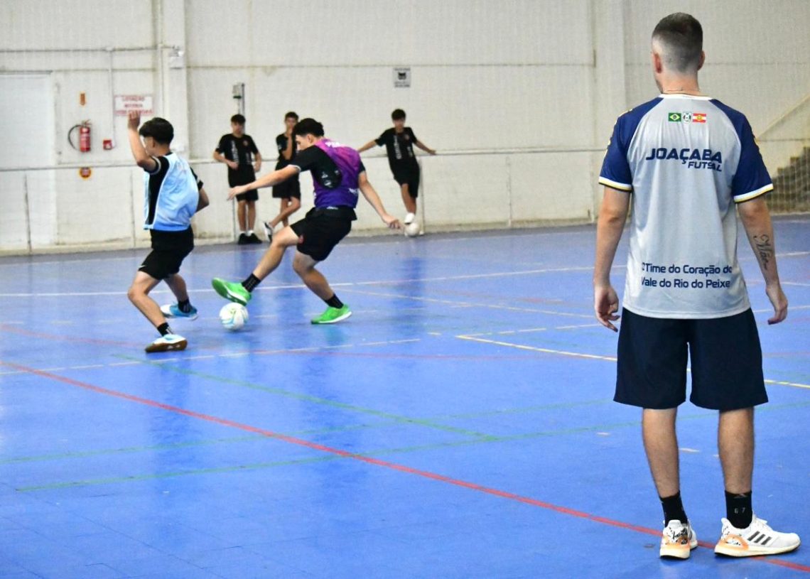 Escola Joaçaba de Futsal fortalece base e núcleos de iniciação com nova metodologia de ensino 9 basefut2