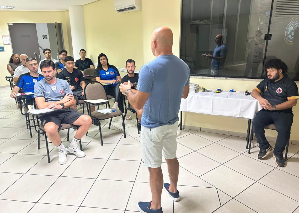 Escola Joaçaba de Futsal fortalece base e núcleos de iniciação com nova metodologia de ensino 8 basefut4