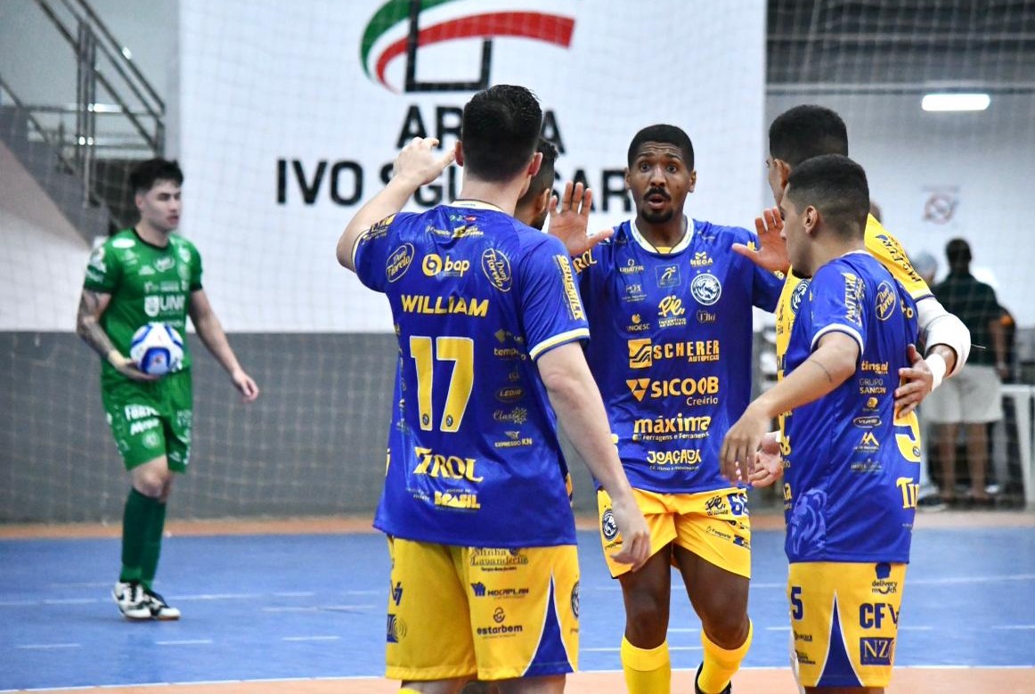 Joaçaba Futsal vence a Chapecoense no primeiro amistoso da pré-temporada 9 jbafut3
