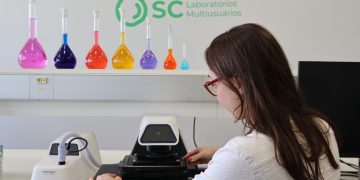 Estado investe R$ 5 milhões para fortalecer laboratórios de pesquisa em Chapecó 3 lab