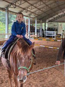 Herval d’Oeste amplia inclusão com atendimento à pessoas com deficiência visual 5 HOinclu