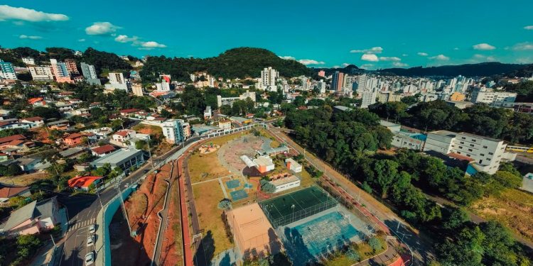 Agendamento das quadras do Parque Municipal de Joaçaba passa a ser feito pelo aplicativo Joaçaba Mais 1 parqueagenda