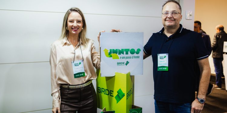BRDE e ACATE recebem as 100 startups selecionadas para programa de aceleração comercial 1 acatedrde