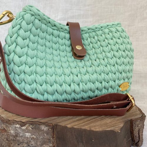 alecroche-bolsa-elegance-moda-feminina-ascenda-digital-empresas-noticias